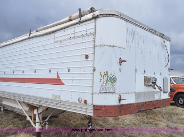 image for item G7306 1973 Timpte double hopper grain trailer