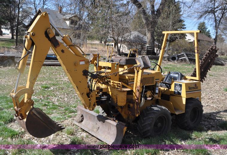 image for item G7325 1991 Vermeer V430A trencher