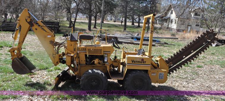 image for item G7325 1991 Vermeer V430A trencher