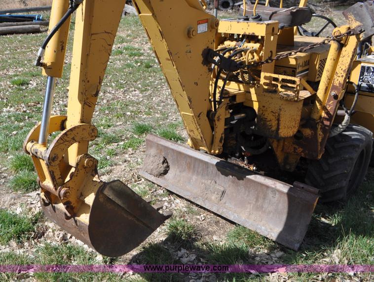 image for item G7325 1991 Vermeer V430A trencher