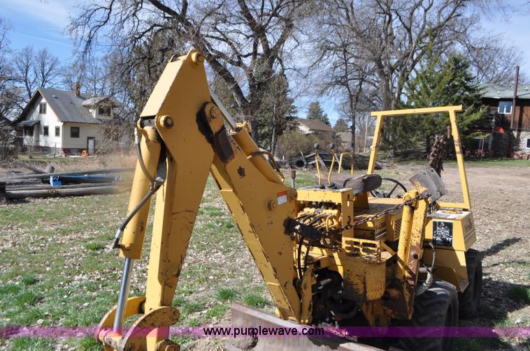 image for item G7325 1991 Vermeer V430A trencher
