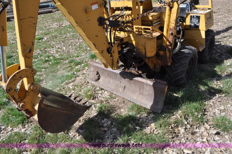 image for item G7325 1991 Vermeer V430A trencher