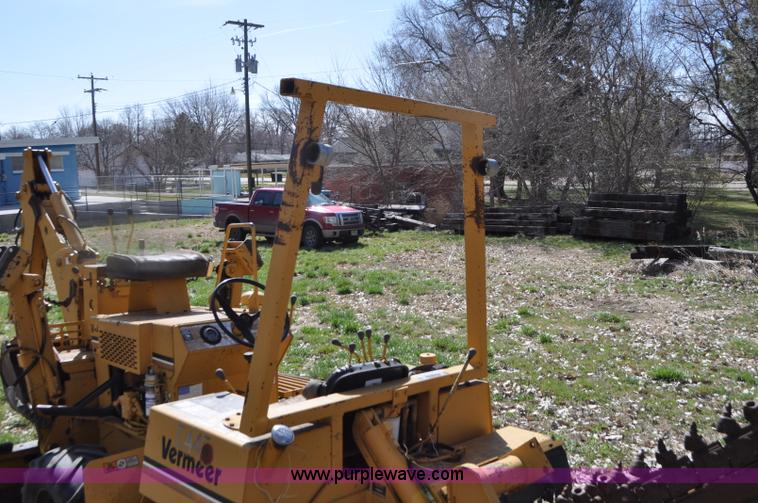 image for item G7325 1991 Vermeer V430A trencher