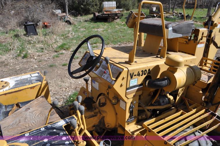 image for item G7325 1991 Vermeer V430A trencher