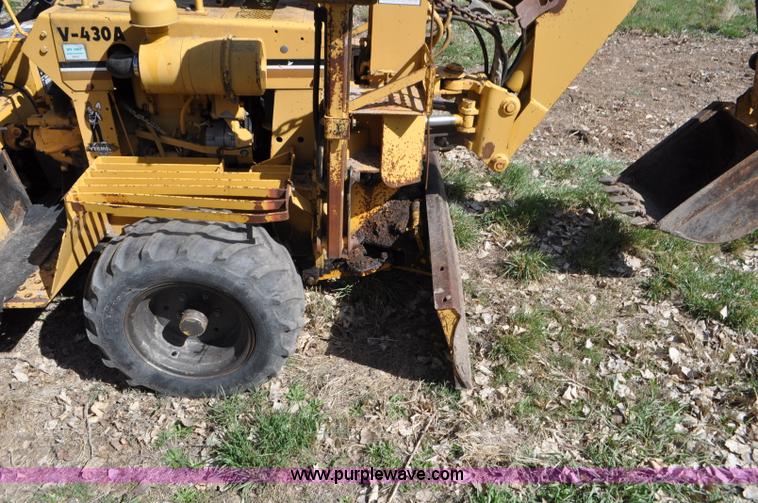 image for item G7325 1991 Vermeer V430A trencher
