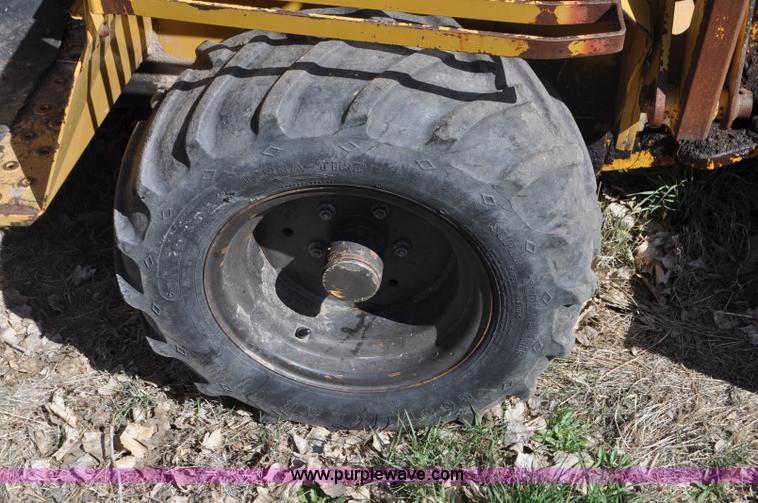 image for item G7325 1991 Vermeer V430A trencher