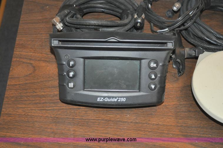 trimble-ez-guide-250-gps-in-julesburg-co-item-g7404-sold-purple-wave