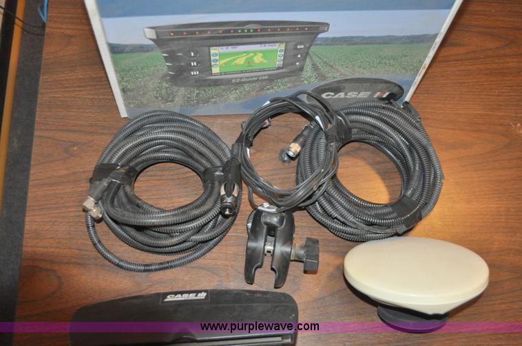 image for item G7404 Trimble EZ-Guide 250 GPS