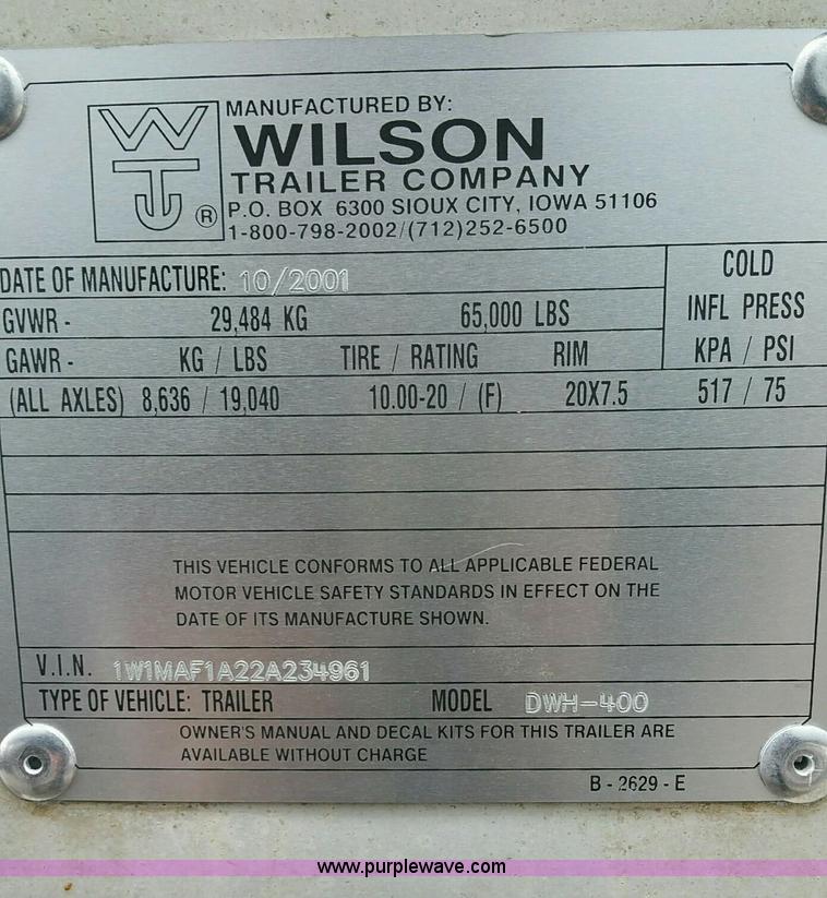 image for item J2833 2002 Wilson DWH-400 Pace Setter double hopper bottom grain trailer