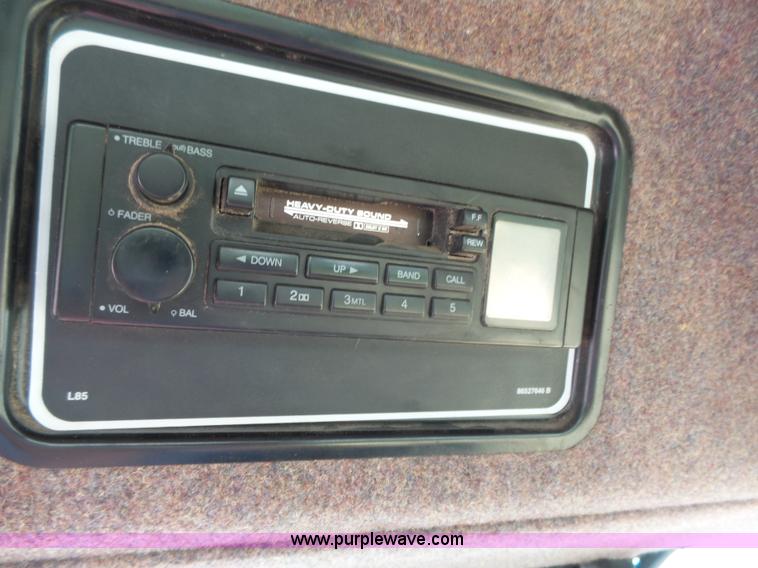 image for item J4935 2003 New Holland HW340 self-propelled windrower