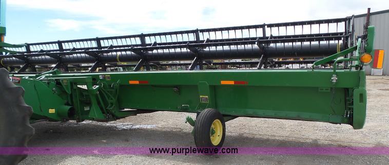 image for item J6106 John Deere 936D draper head