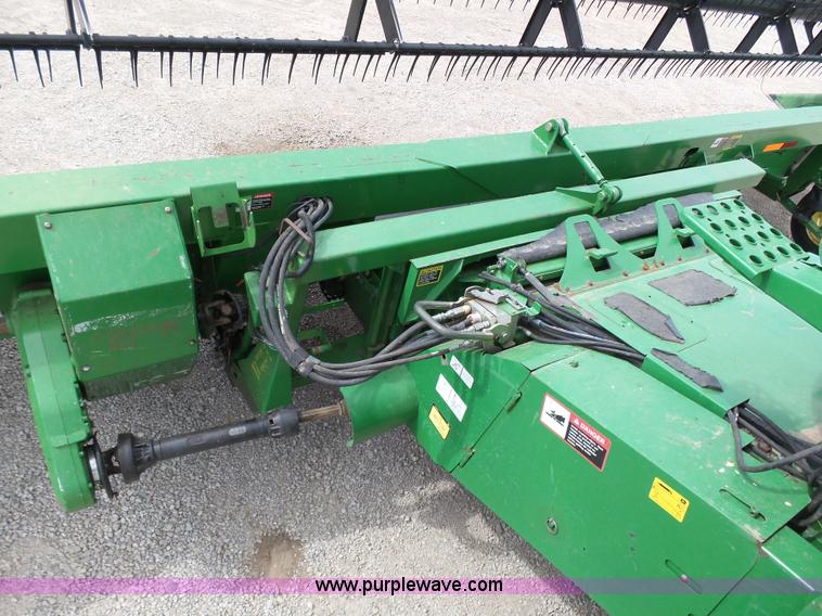 image for item J6106 John Deere 936D draper head