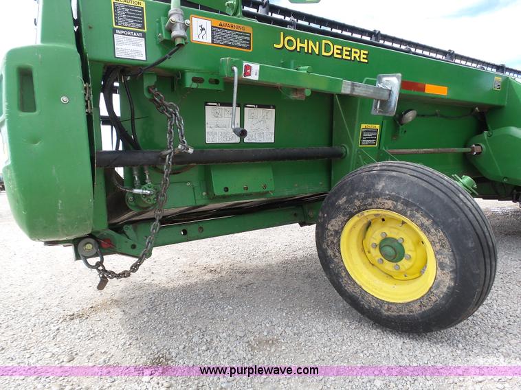 image for item J6106 John Deere 936D draper head