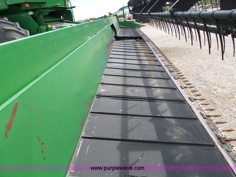 image for item J6106 John Deere 936D draper head