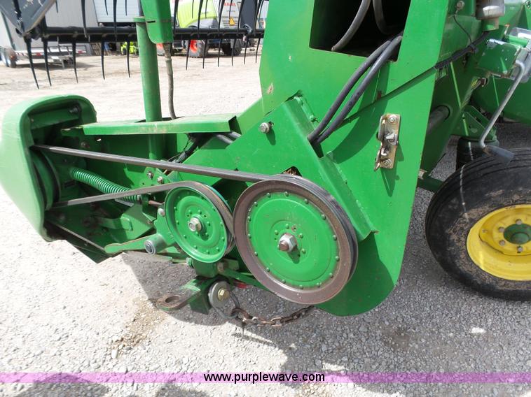 image for item J6106 John Deere 936D draper head