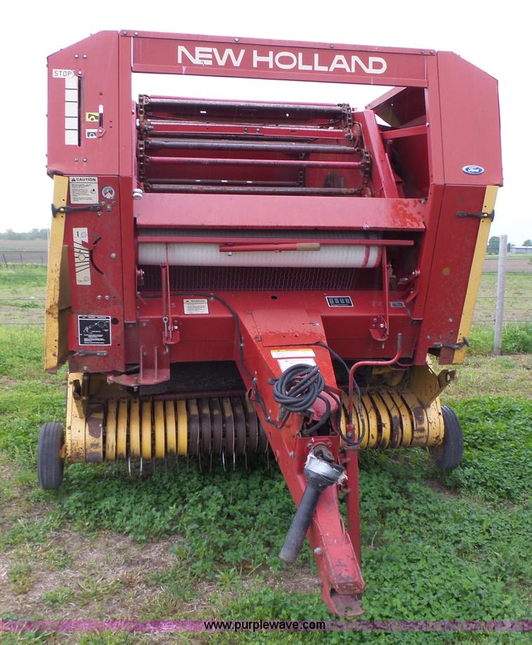 image for item K2225 1989 New Holland 853 round baler