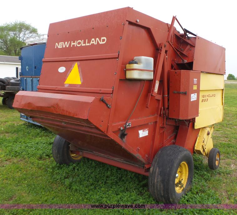 image for item K2225 1989 New Holland 853 round baler