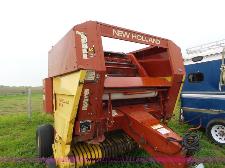 image for item K2225 1989 New Holland 853 round baler