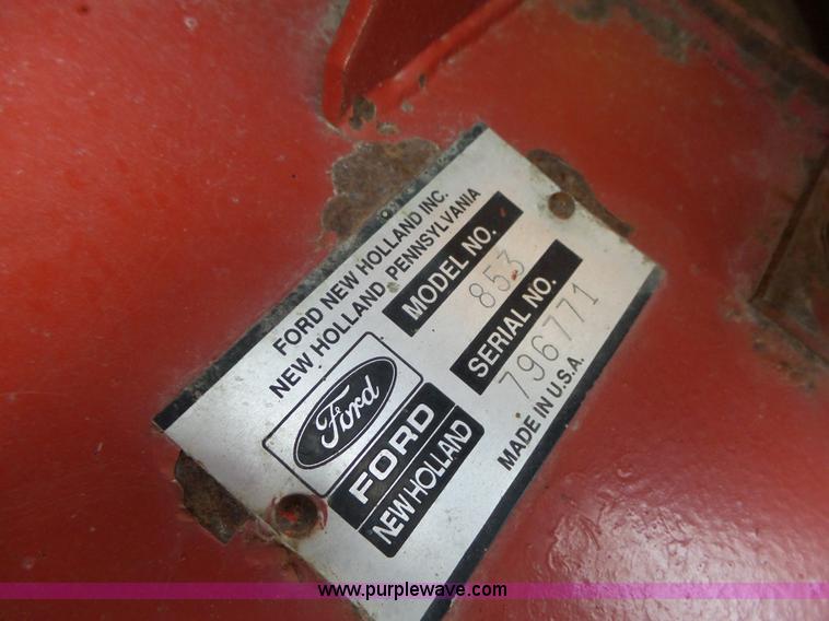 image for item K2225 1989 New Holland 853 round baler