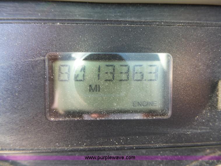 image for item K2247 2007 Freightliner Columbia semi truck