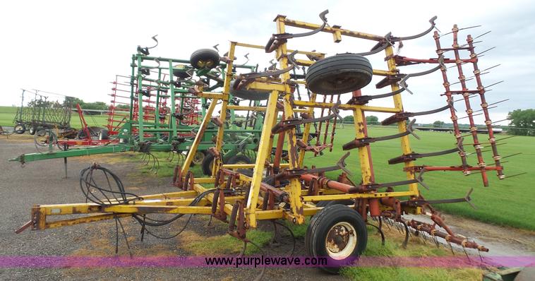 image for item K4554 Kent 5323-83 field cultivator