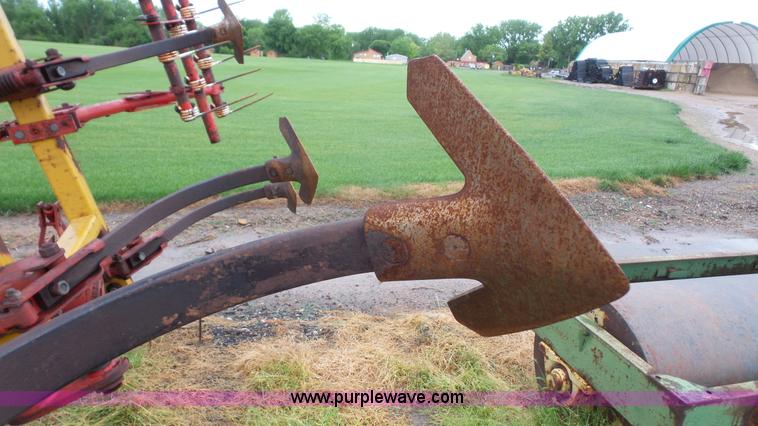 image for item K4554 Kent 5323-83 field cultivator