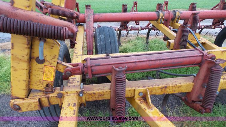 image for item K4554 Kent 5323-83 field cultivator