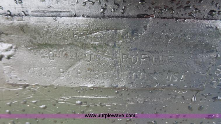 image for item K4556 Bobcat 80"W skid steer bucket