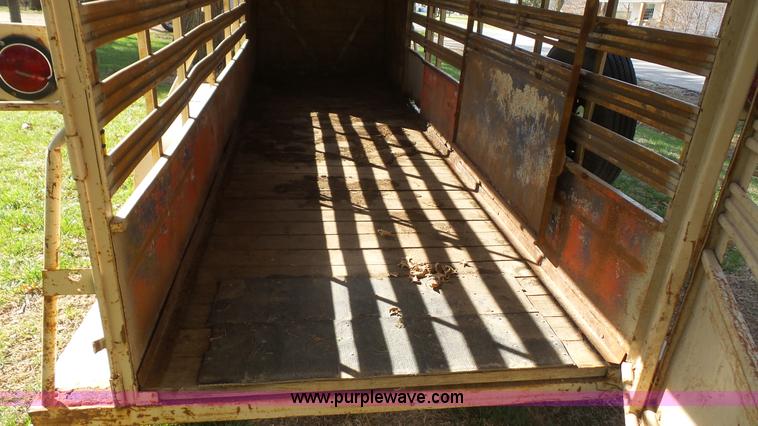 image for item K5113 1973 Hale livestock trailer