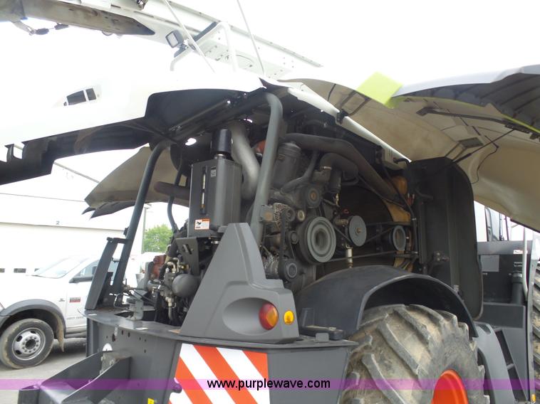 image for item K7898 2011 Claas Jaguar 930 forage harvester