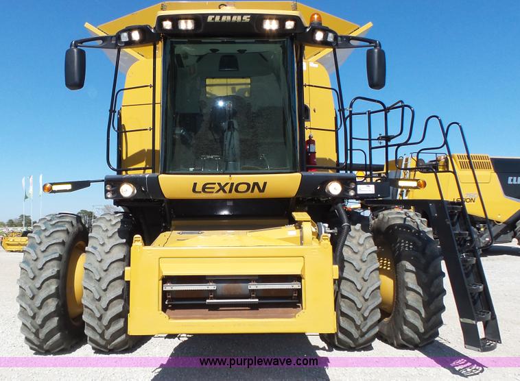 image for item K8257 2010 Claas Lexion 580R Series 578 combine
