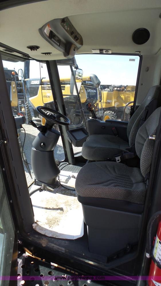 image for item K8257 2010 Claas Lexion 580R Series 578 combine