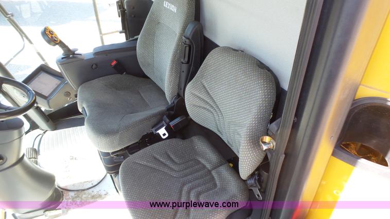 image for item K8257 2010 Claas Lexion 580R Series 578 combine