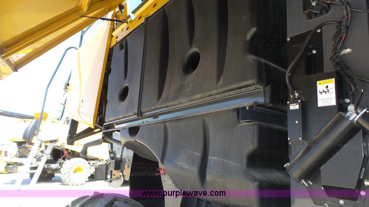 image for item K8257 2010 Claas Lexion 580R Series 578 combine