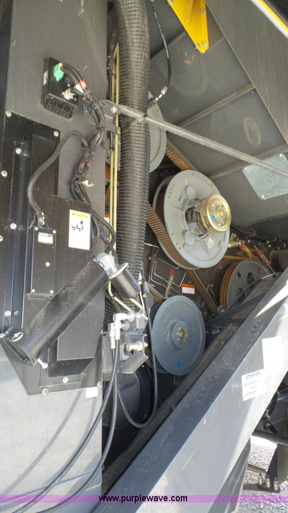 image for item K8257 2010 Claas Lexion 580R Series 578 combine