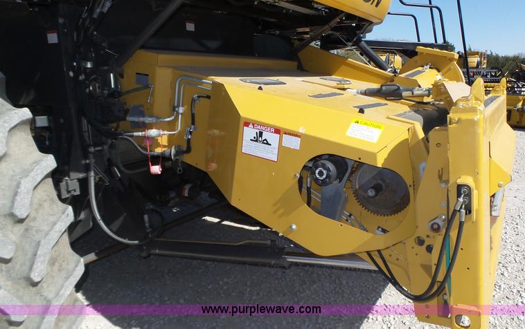 image for item K8257 2010 Claas Lexion 580R Series 578 combine