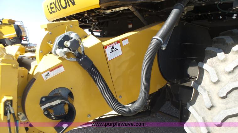 image for item K8257 2010 Claas Lexion 580R Series 578 combine