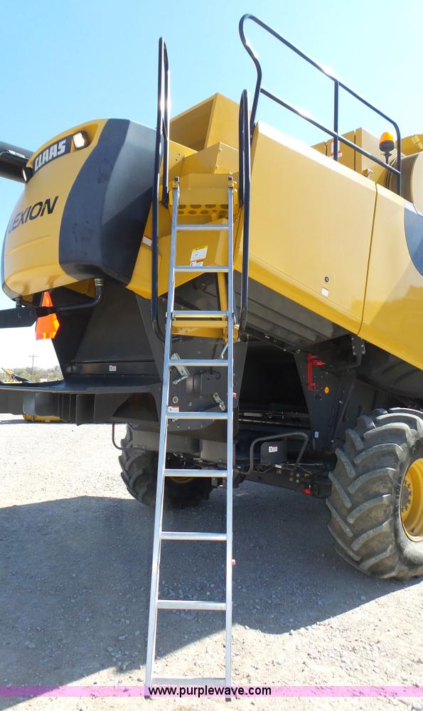 image for item K8257 2010 Claas Lexion 580R Series 578 combine