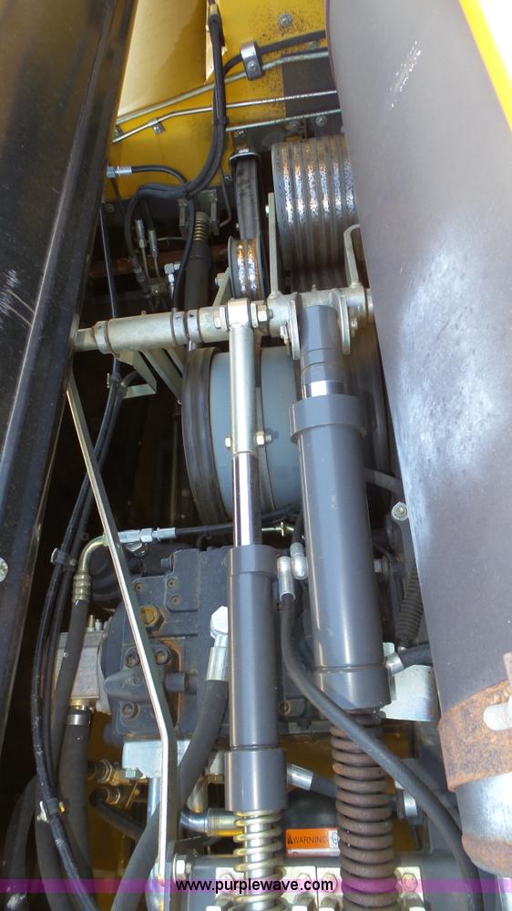 image for item K8257 2010 Claas Lexion 580R Series 578 combine