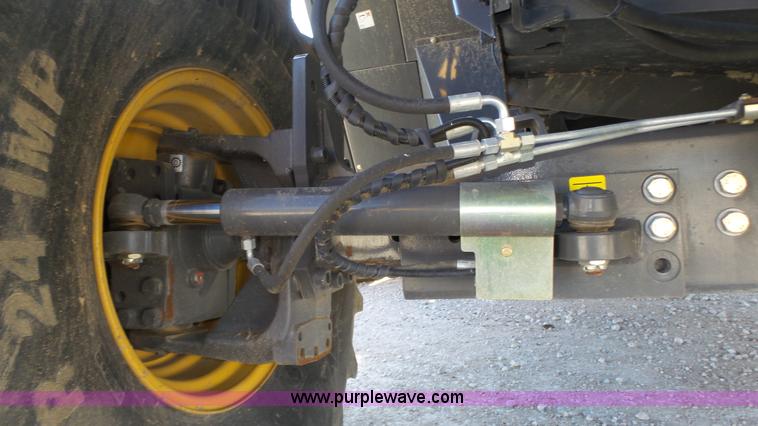 image for item K8257 2010 Claas Lexion 580R Series 578 combine