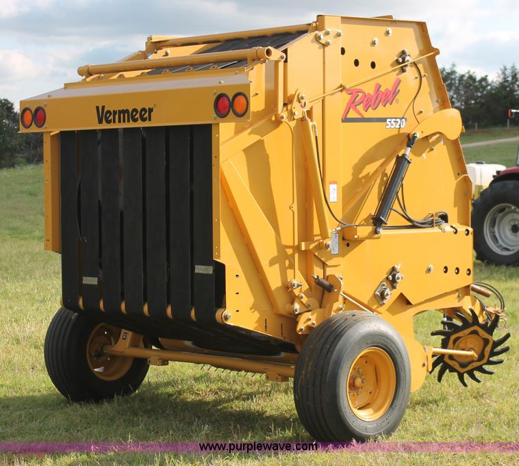 image for item K8872 2012 Vermeer Rebel 5520 round baler