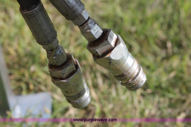 image for item K8872 2012 Vermeer Rebel 5520 round baler