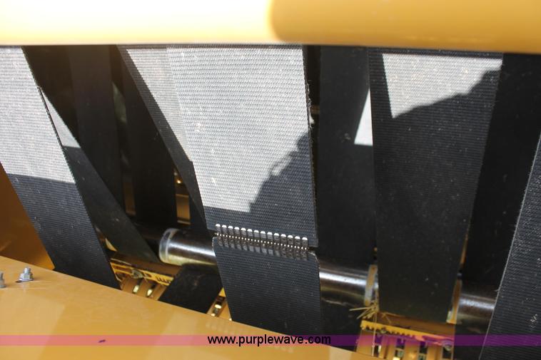 image for item K8872 2012 Vermeer Rebel 5520 round baler