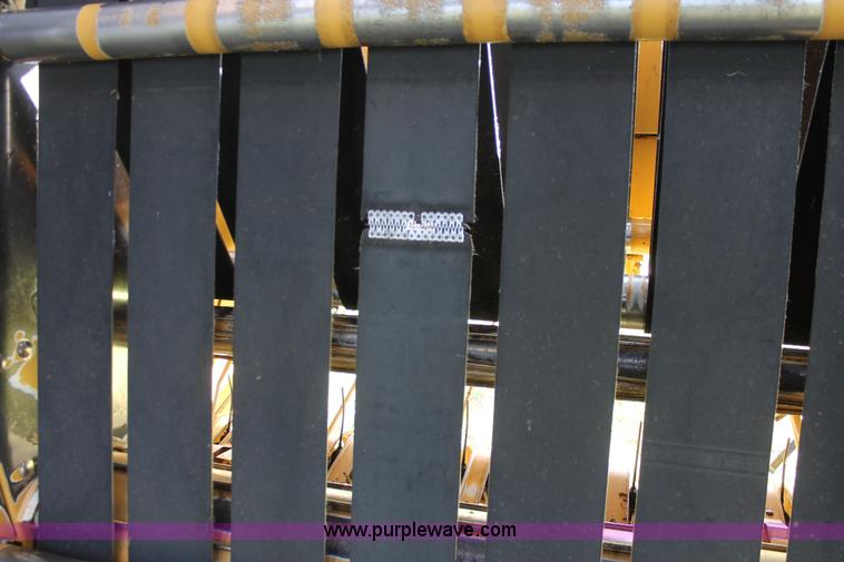 image for item K8872 2012 Vermeer Rebel 5520 round baler