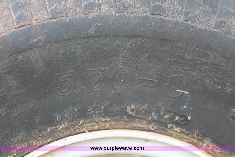 image for item K8873 Grassworks WWF30 Weed Wiper rotating applicator