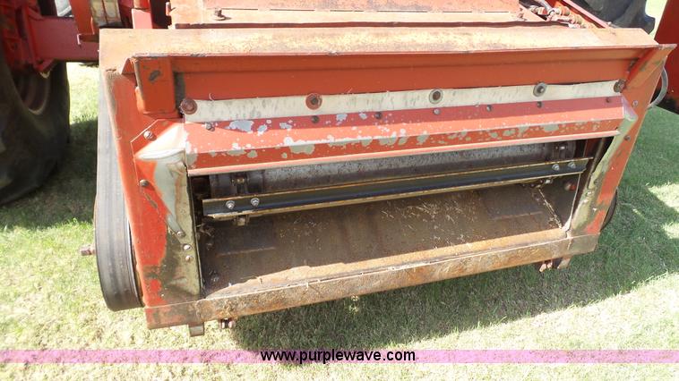 image for item L6554 1989 Case IH 1680 combine