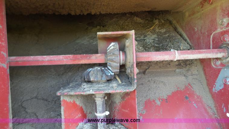 image for item L6554 1989 Case IH 1680 combine