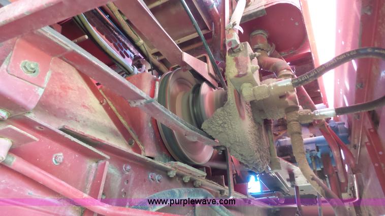 image for item L6554 1989 Case IH 1680 combine