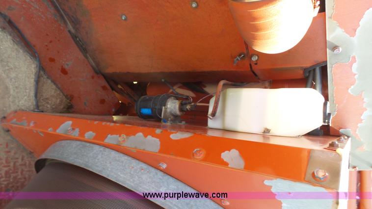 image for item L6554 1989 Case IH 1680 combine