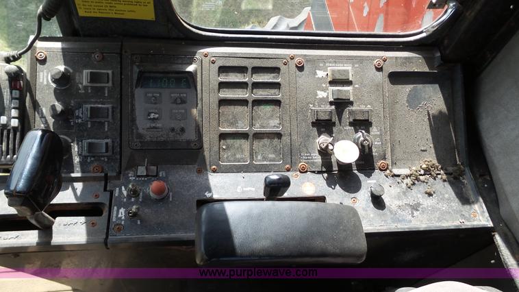 image for item L6554 1989 Case IH 1680 combine